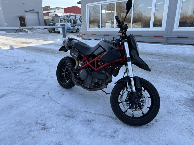 DUCATI HYPERMOTARD 796